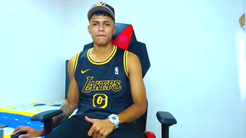 cristian online show from April 2026 03:13:01 PM