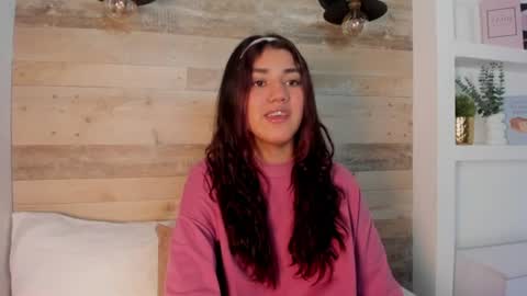 Snapshot of cristin_collins chatting on June 2026 03:20:02 AM C R I S T I N online show from June 2026 03:20:02 AM