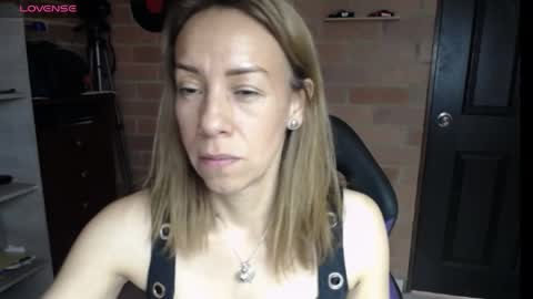 Snapshot of cristin_doll chatting on May 2026 01:38:02 PM cristina online show from May 2026 01:38:02 PM
