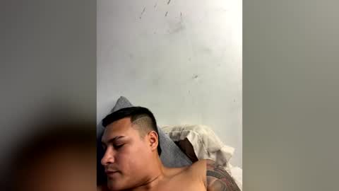 cristopher_011 online show from August 2026 05:16:01 PM