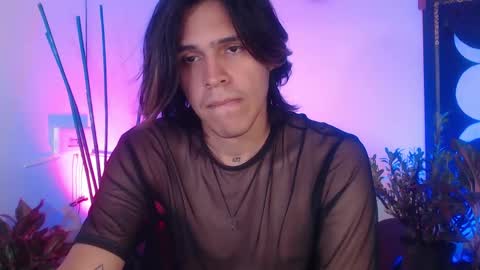 Cristopher online show from February 2025 06:13:02 PM