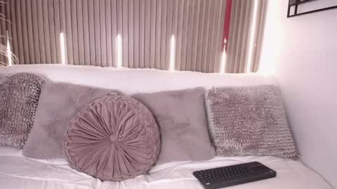 Cristopher  online show from April 2026 08:28:02 PM