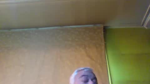 Snapshot of crmperez chatting on February 2025 10:17:02 PM crmperez online show from February 2025 10:17:02 PM