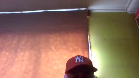 Snapshot of crmperez chatting on September 2025 06:19:01 PM crmperez online show from September 2025 06:19:01 PM