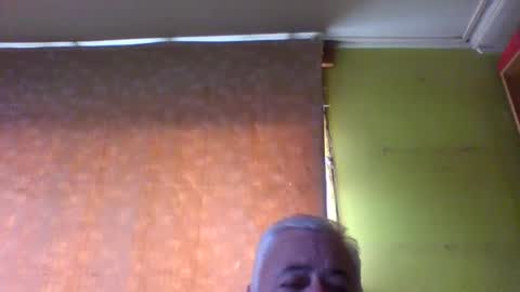 Snapshot of crmperez chatting on December 2025 06:25:02 PM crmperez online show from December 2025 06:25:02 PM