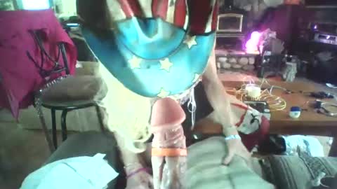 Snapshot of crossdrsr1 chatting on November 2025 07:14:01 PM crossdrsr1 online show from November 2025 07:14:01 PM