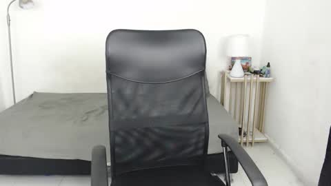 Snapshot of crow_black00 chatting on September 2025 07:46:02 AM crow_black00 online show from September 2025 07:46:02 AM