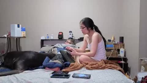 Snapshot of crownandkat chatting on January 2026 10:30:02 PM Crownandkat online show from January 2026 10:30:02 PM