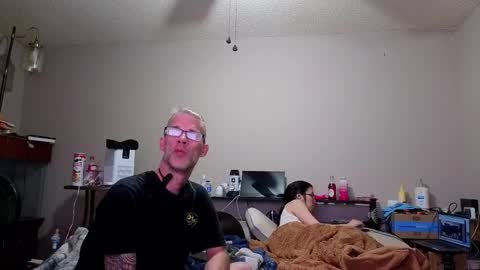 Snapshot of crownandkat chatting on February 2026 02:51:01 AM Crownandkat online show from February 2026 02:51:01 AM