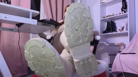 Cruel Siren online show from January 2026 09:17:01 PM