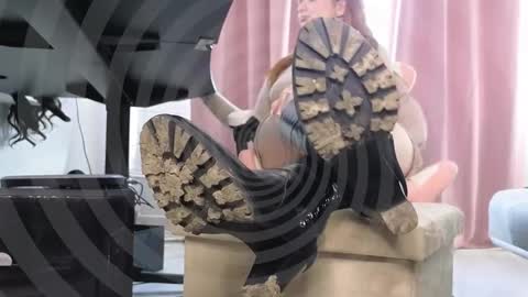 Cruel Siren online show from March 2026 12:02:02 PM