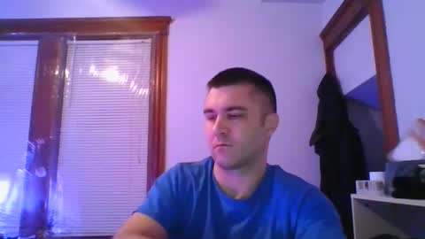 Snapshot of crush380 chatting on February 2025 03:32:02 AM Crush380 online show from February 2025 03:32:02 AM