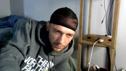 cruz815 online show from May 2026 04:48:01 PM