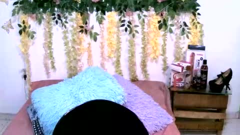 crysrus online show from February 2026 10:54:02 PM