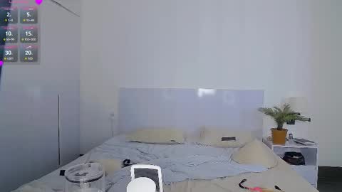 Lina online show from April 2026 02:18:01 AM