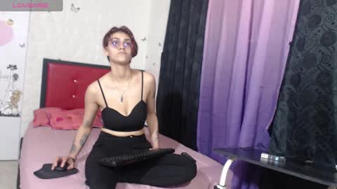 Crystal Blaze online show from January 2025 08:54:01 PM