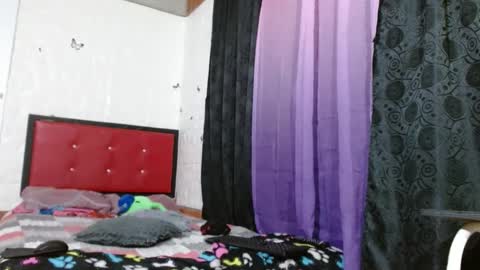 Crystal Blaze online show from February 2025 12:36:02 AM