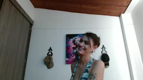 Crystal Blaze online show from May 2026 06:25:01 PM