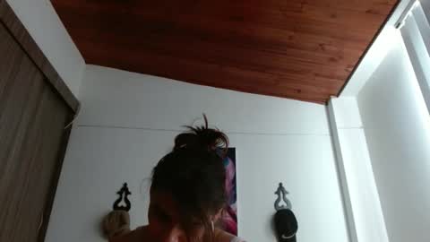 Crystal Blaze online show from May 2026 05:19:01 PM