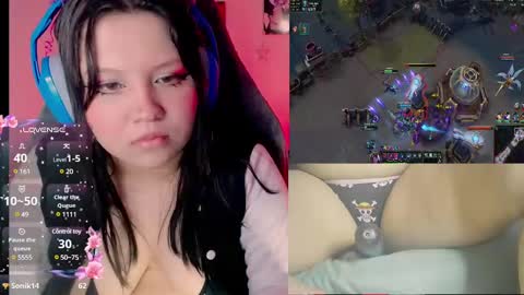 Snapshot of crystal_velvet01 chatting on December 2024 05:07:02 AM crystal online show from December 2024 05:07:02 AM