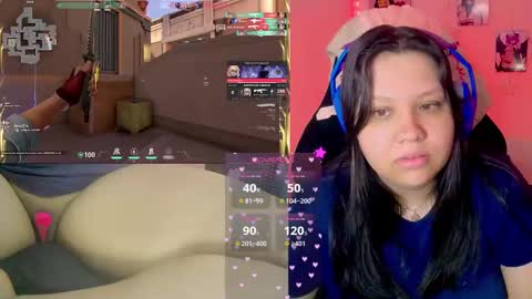 Snapshot of crystal_velvet01 chatting on February 2025 04:03:02 AM crystal online show from February 2025 04:03:02 AM