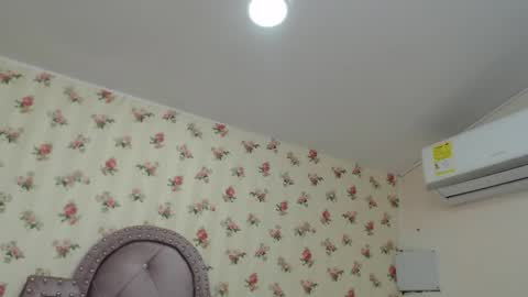 Milf Latina online show from April 2026 01:11:01 PM