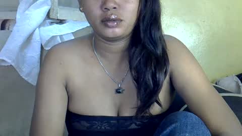 crystalbellax online show from July 2026 06:37:02 AM