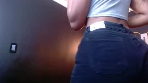 Crystal online show from December 2024 08:45:01 PM