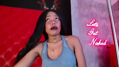 Crystal online show from December 2025 08:39:02 PM