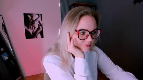 Crystal online show from February 2026 05:56:02 AM