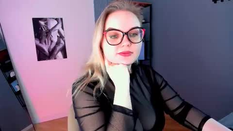 Crystal online show from February 2026 06:26:01 AM