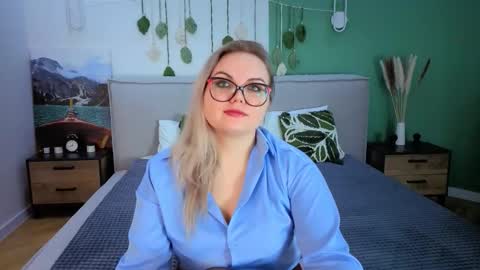 Crystal online show from February 2026 05:39:02 AM