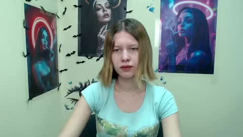 Stella online show from March 2025 07:10:01 AM