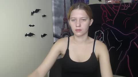 Stella online show from November 2025 07:41:02 AM