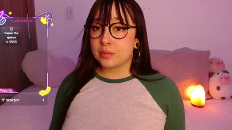 Olivia  online show from September 2025 02:00:02 AM