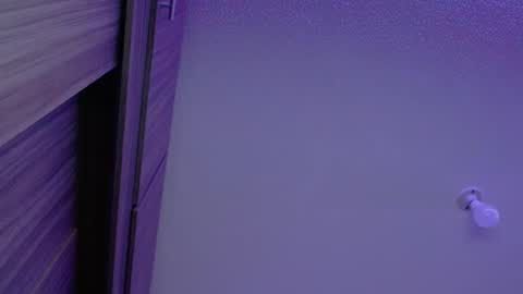 Olivia  online show from November 2025 03:31:01 AM