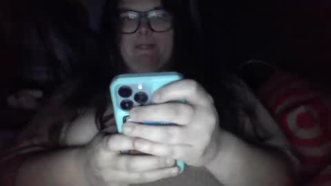 Snapshot of crystalizzzee chatting on December 2024 10:44:02 AM Herekittykitty69 online show from December 2024 10:44:02 AM