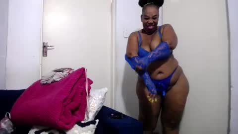 crystaljes online show from December 2024 05:55:02 PM