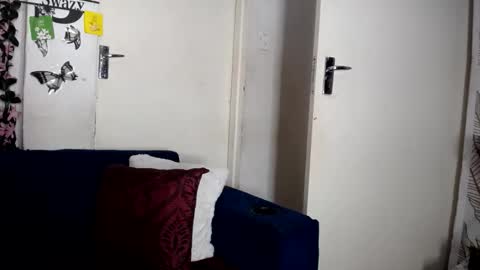 crystaljes online show from June 2026 05:27:02 PM