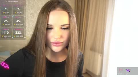 Snapshot of crystall_bliss chatting on October 2025 12:50:01 PM Nika online show from October 2025 12:50:01 PM