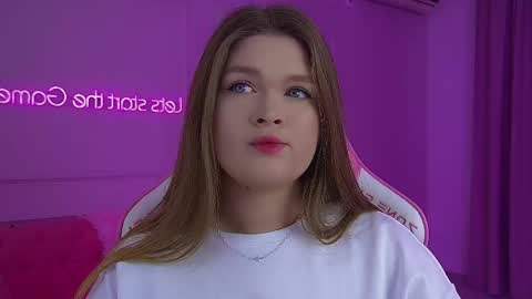 Crystal online show from February 2026 06:35:02 AM