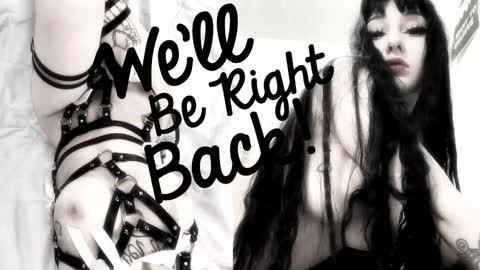 Sasha    Make me moan with patterns   good music here  online show from December 2025 03:30:01 PM