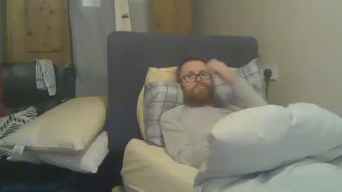 Snapshot of cs014g8493 chatting on January 2026 12:03:02 AM chris online show from January 2026 12:03:02 AM