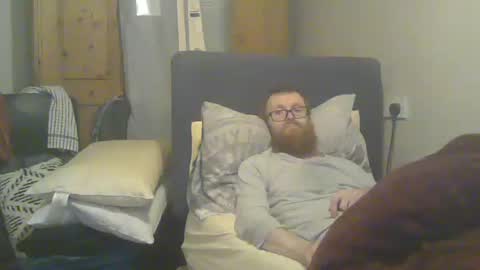 Snapshot of cs014g8493 chatting on February 2026 12:53:01 AM chris online show from February 2026 12:53:01 AM