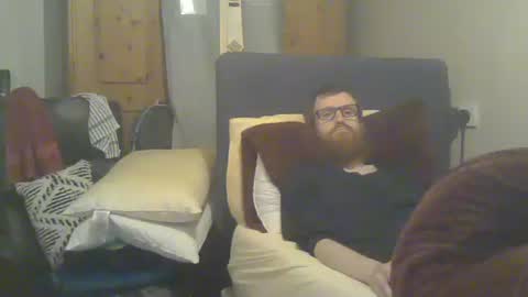 Snapshot of cs014g8493 chatting on March 2026 01:44:01 AM chris online show from March 2026 01:44:01 AM