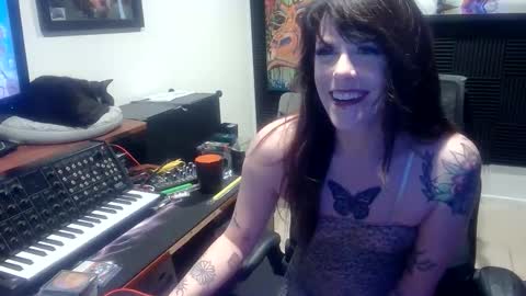 Snapshot of cu2sly chatting on February 2025 05:19:01 AM online show from February 2025 05:19:01 AM