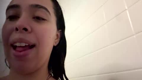 Snapshot of cubanwetdreamdoll chatting on May 2026 05:51:01 PM Thick Cuban Laz online show from May 2026 05:51:01 PM