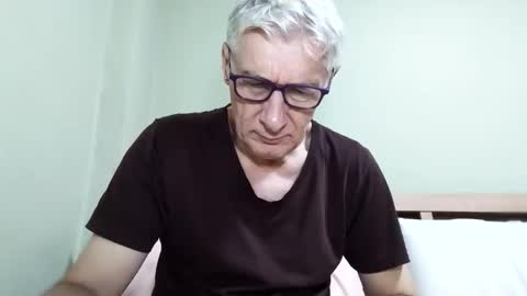 BIG UNCUT HARD COCK online show from January 2026 01:11:01 AM