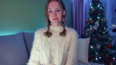 Snapshot of cuddle_kitten chatting on January 2025 03:17:02 PM Alexia online show from January 2025 03:17:02 PM
