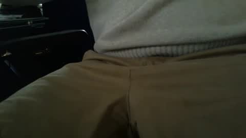 Snapshot of cuddlebeardeluxe chatting on December 2025 01:27:01 PM cuddlebeardeluxe online show from December 2025 01:27:01 PM